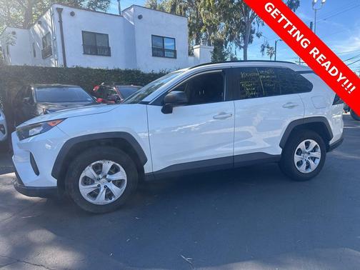2019 Toyota RAV4 LE