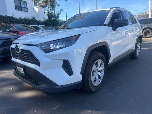 2019 Toyota RAV4 LE