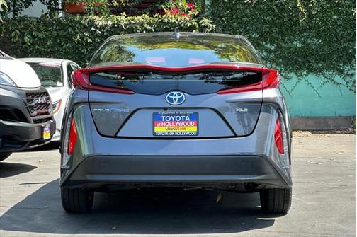 2022 Toyota Prius Prime XLE