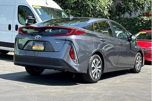 2022 Toyota Prius Prime XLE