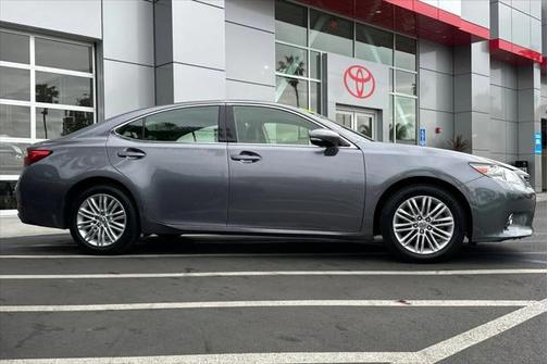 2015 Lexus ES 350 Crafted Line