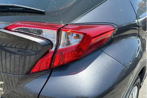 2020 Toyota C-HR LE