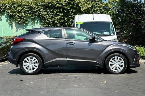 2020 Toyota C-HR LE