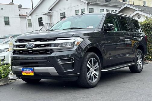 Dark Matter 2023 Ford Expedition Limited