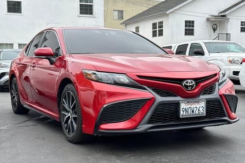 2021 Toyota Camry SE