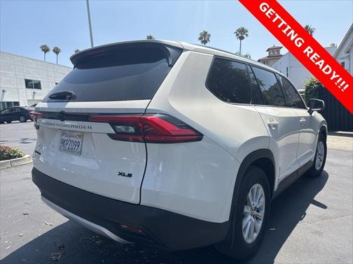 2024 Toyota Grand Highlander Hybrid XLE