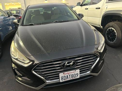 2018 Hyundai SONATA SE