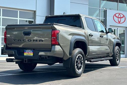 2024 Toyota Tacoma TRD Off Road