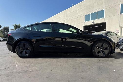 2022 Tesla Model 3 Standard Range