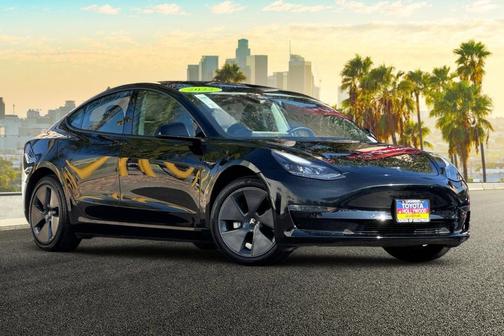 2022 Tesla Model 3 Standard Range