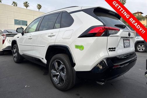 2023 Toyota RAV4 Prime SE