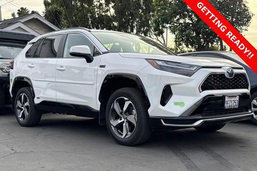 2023 Toyota RAV4 Prime SE