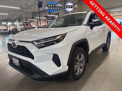 2024 Toyota RAV4 Hybrid SE