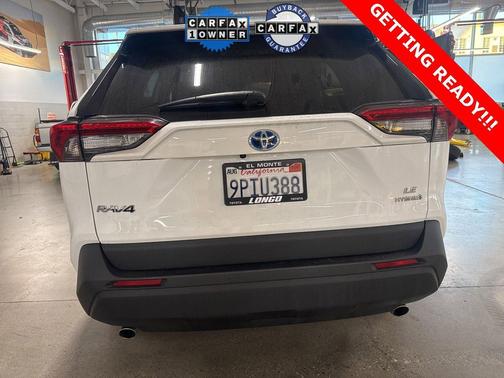 2024 Toyota RAV4 Hybrid SE