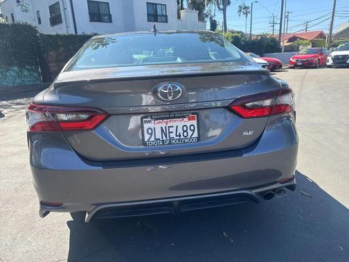 2024 Toyota Camry SE