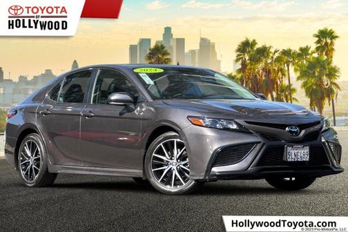 Supersonic Red 2024 Toyota Camry SE