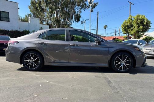 Supersonic Red 2024 Toyota Camry SE