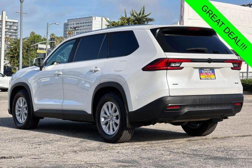 Pearl 2024 Toyota Grand Highlander XLE