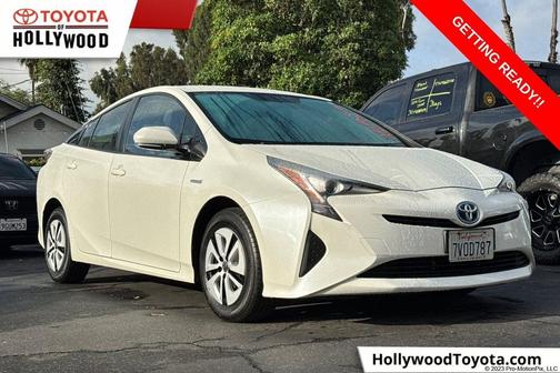 White 2016 Toyota Prius Four