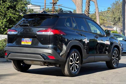 2025 Toyota Corolla Hybrid SE
