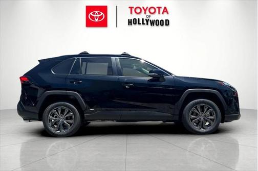 2025 Toyota RAV4 Hybrid XLE Premium