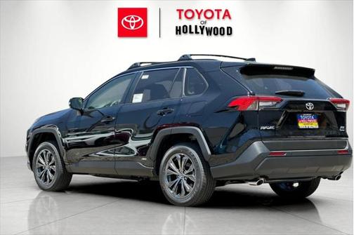 2025 Toyota RAV4 Hybrid XLE Premium