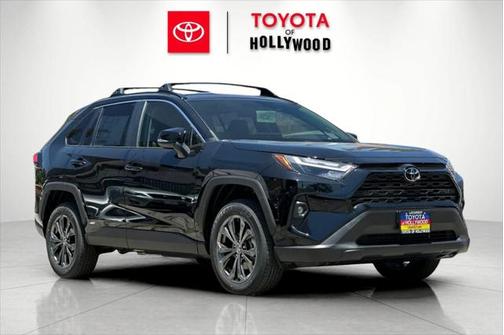 2025 Toyota RAV4 Hybrid XLE Premium