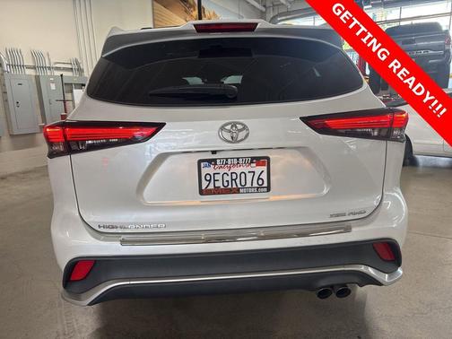 2023 Toyota Highlander XSE