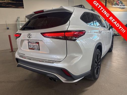 2023 Toyota Highlander XSE