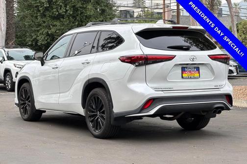 2023 Toyota Highlander XSE