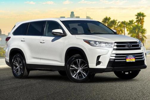 2019 Toyota Highlander LE