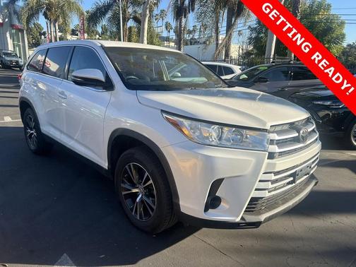2019 Toyota Highlander LE