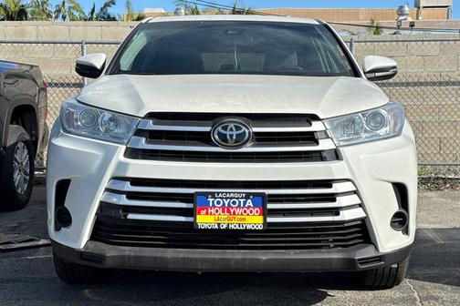 2019 Toyota Highlander LE
