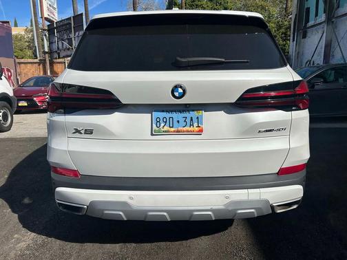 2025 BMW X5 sDrive40i