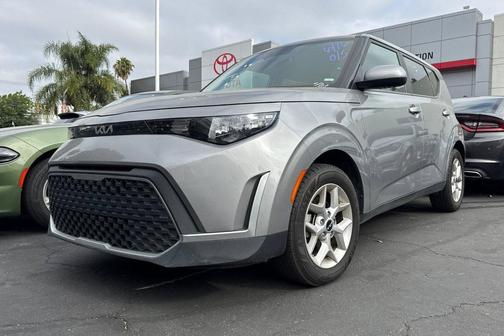 Steel Gray 2023 Kia Soul LX