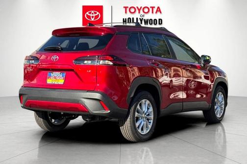 2026 Toyota Corolla Cross LE