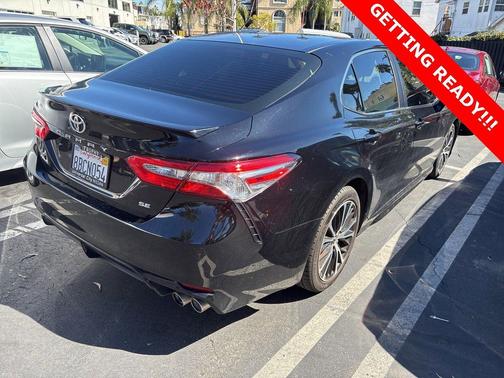 2018 Toyota Camry SE