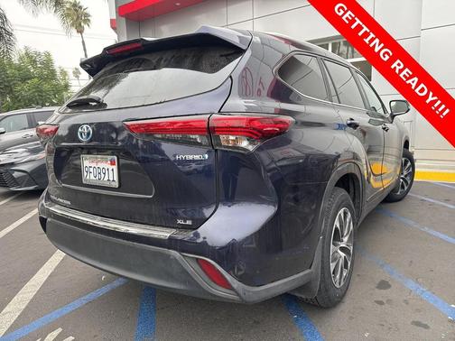 2023 Toyota Highlander Hybrid XLE