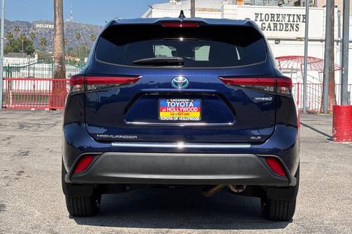 2023 Toyota Highlander Hybrid XLE