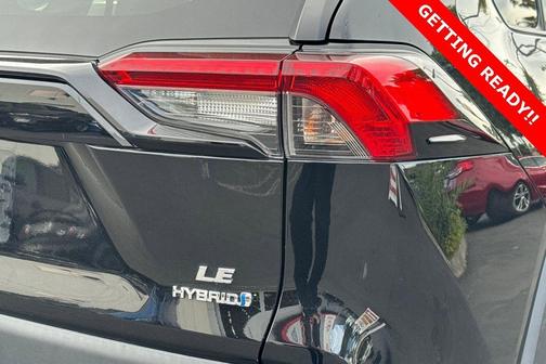 2021 Toyota RAV4 Hybrid LE