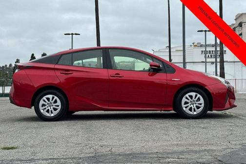 Hypersonic Red 2017 Toyota Prius One