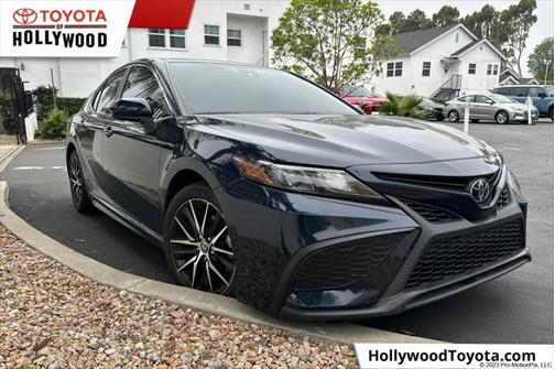 2021 Toyota Camry SE