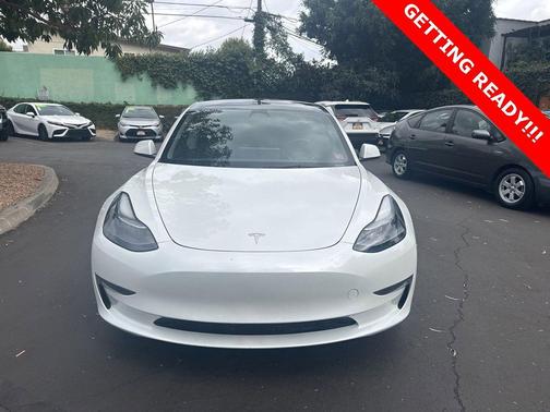 2023 Tesla Model 3 Standard Range