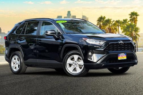 2019 Toyota RAV4 XLE