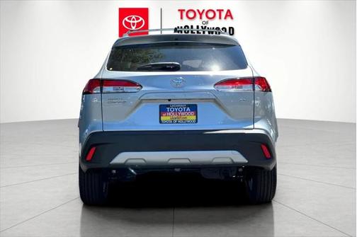 2025 Toyota Corolla Cross LE