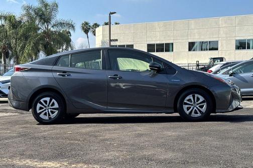 2016 Toyota Prius Four