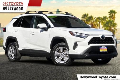 2022 Toyota RAV4 XLE