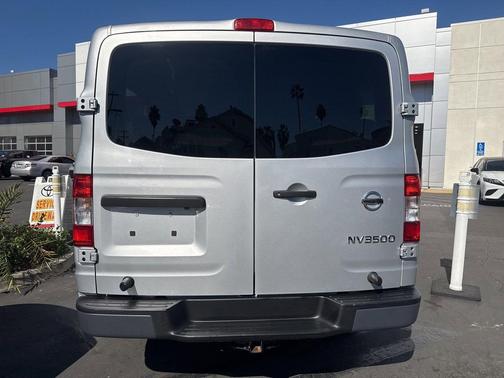 2019 Nissan NV Passenger NV3500 HD S V6