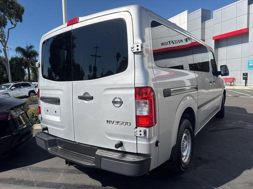 2019 Nissan NV Passenger NV3500 HD S V6