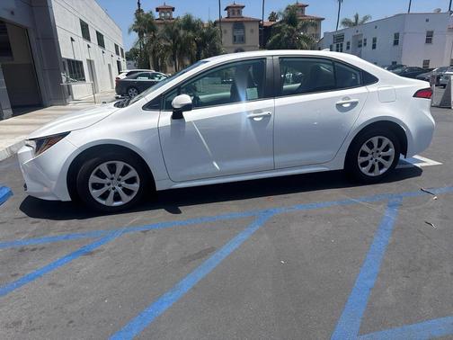 Ice Cap 2024 Toyota Corolla LE
